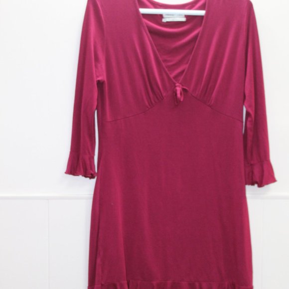 🎀3/$30 UO Burgundy Ruffle long sleeve Dress - Picture 4 of 4
